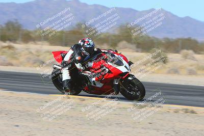 media/Jan-13-2025-Ducati Revs (Mon) [[8d64cb47d9]]/3-B Group/Session 3 (Turn 7 Inside)/